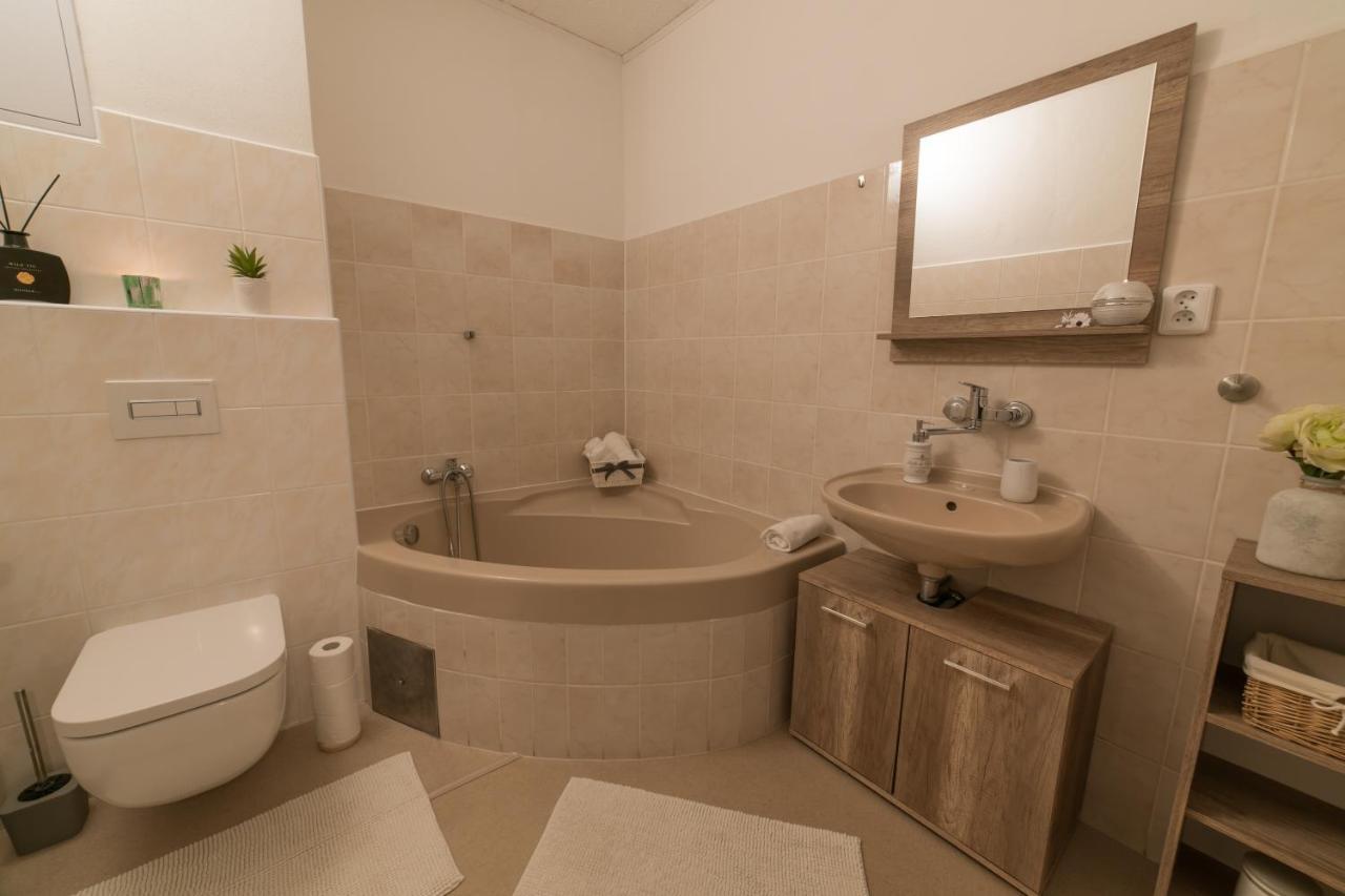 Apartmany U Sjezdovky ควิลดา ภายนอก รูปภาพ